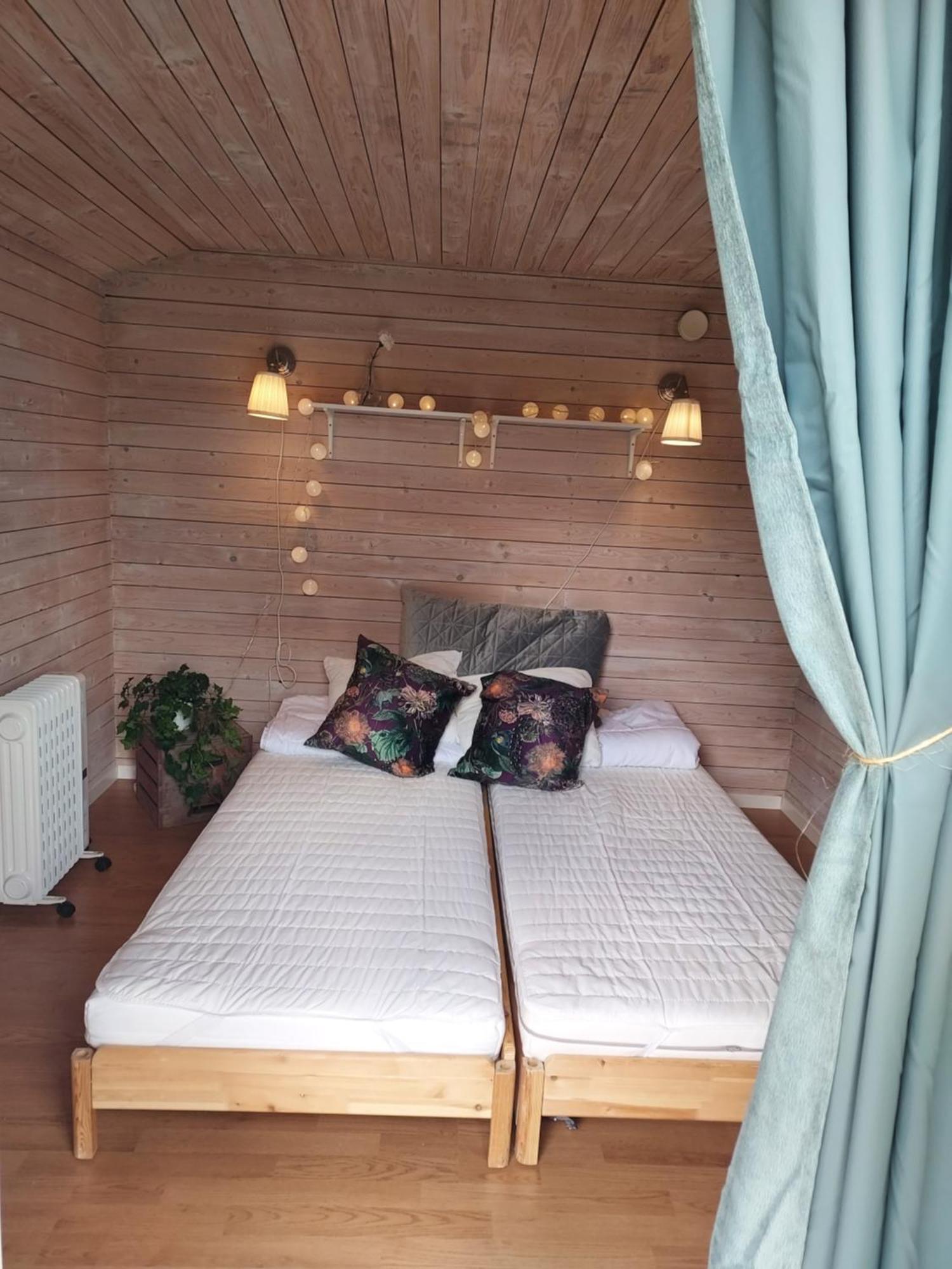 Aelgbergets Bed & Breakfast Ucklum Δωμάτιο φωτογραφία